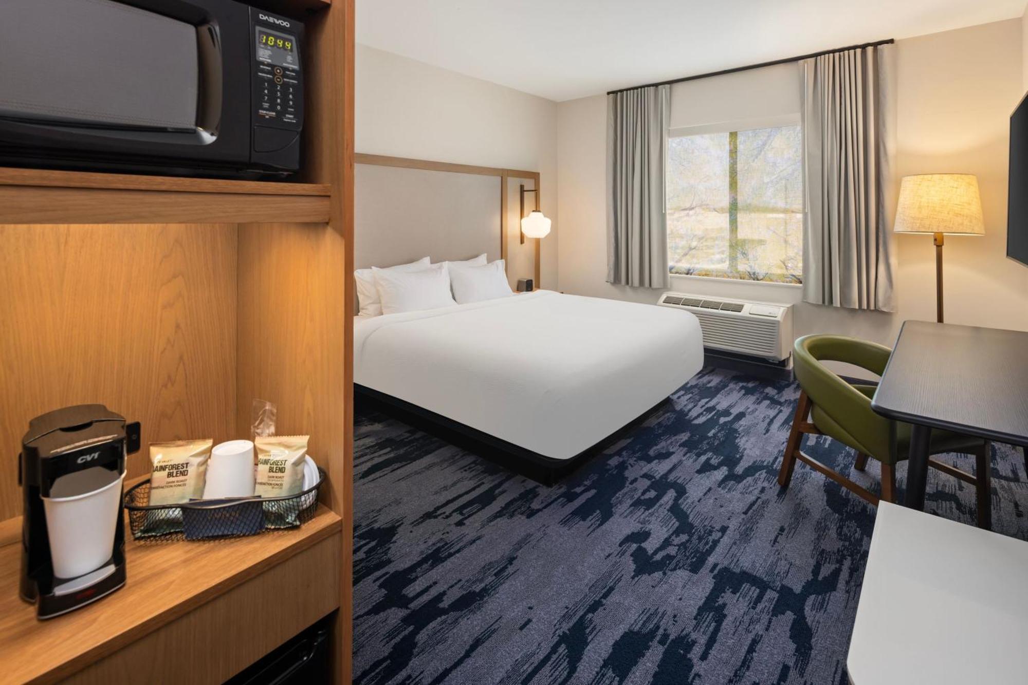Fairfield Inn & Suites By Marriott Alexandria Exteriör bild