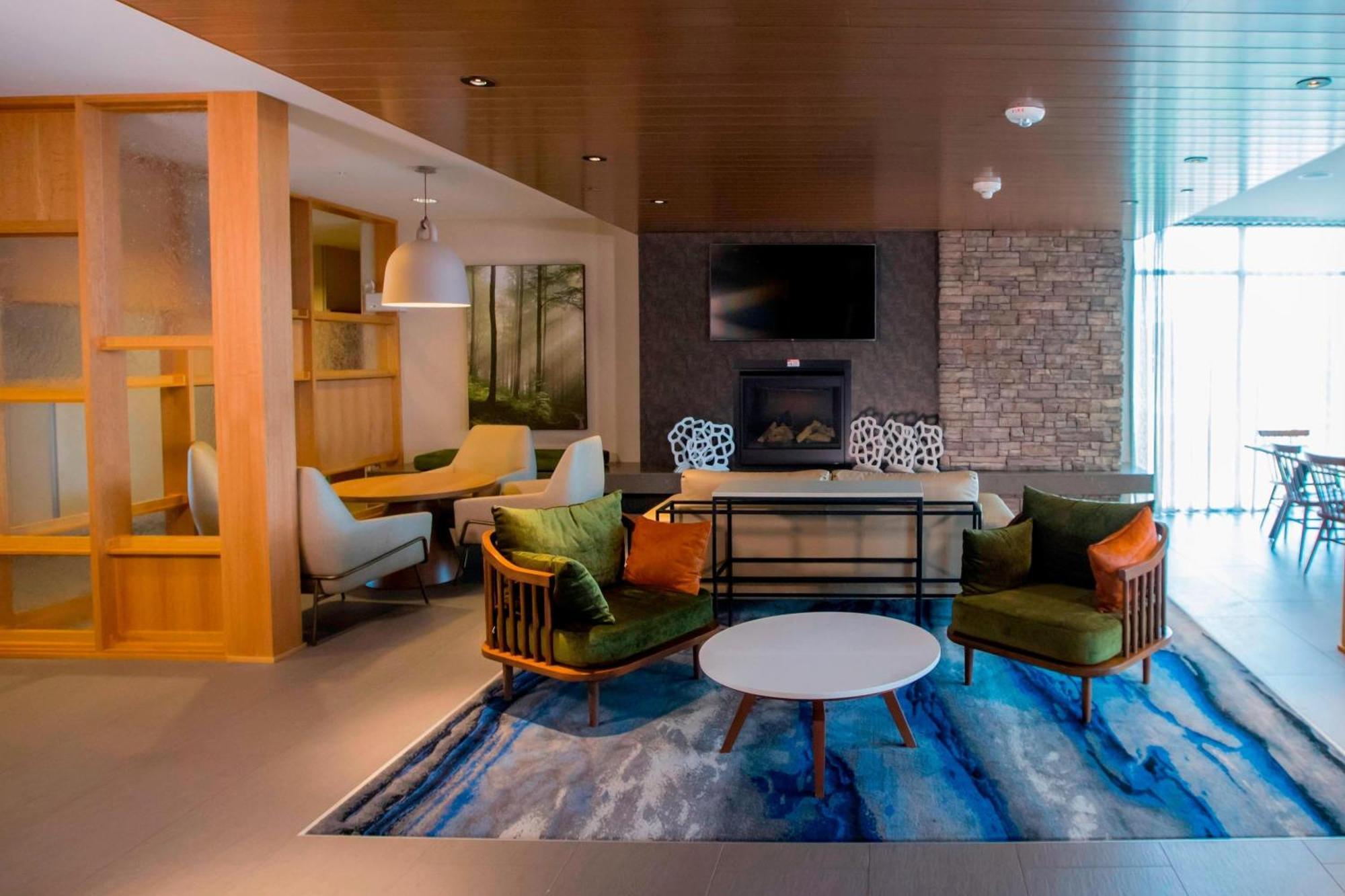 Fairfield Inn & Suites By Marriott Alexandria Exteriör bild