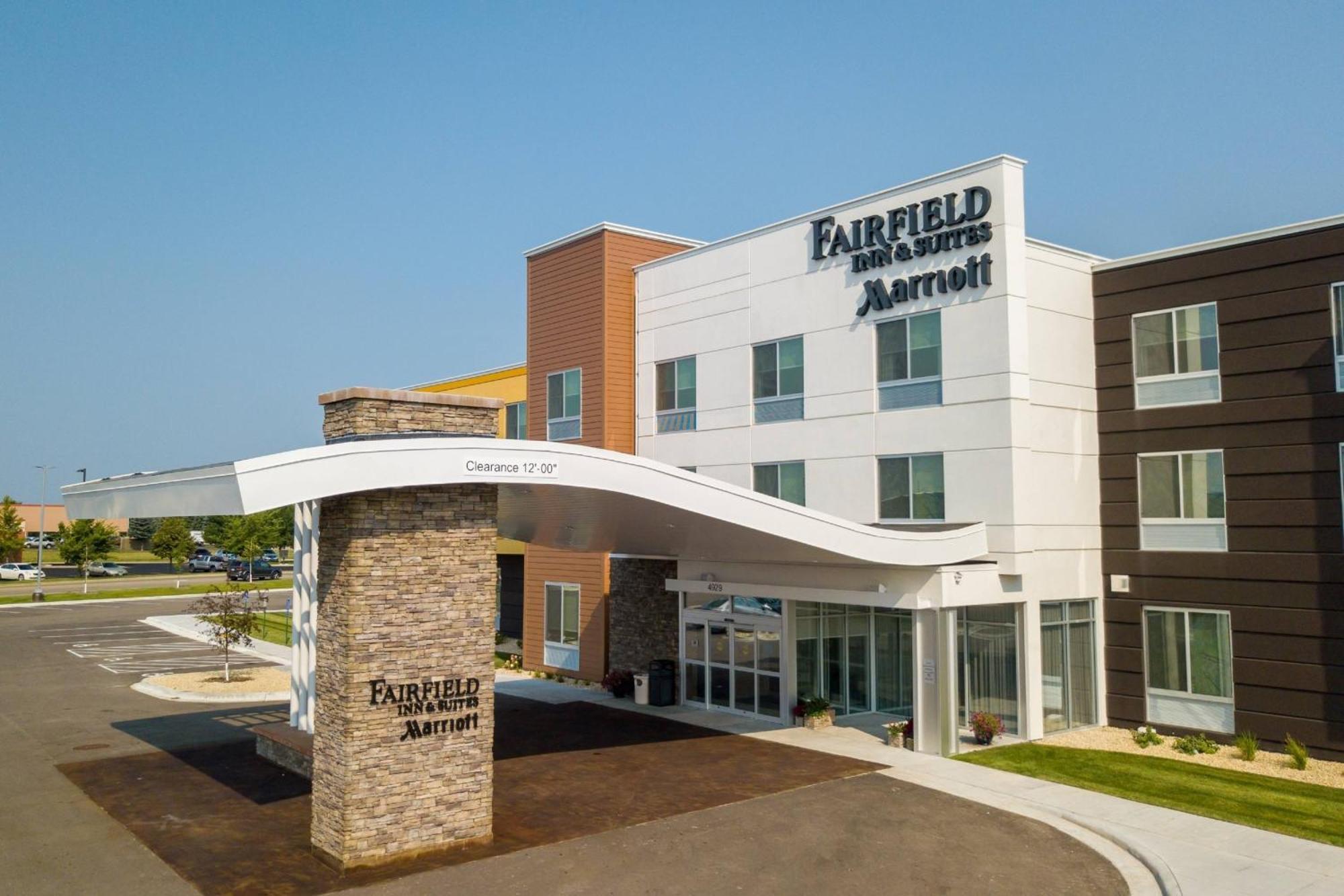 Fairfield Inn & Suites By Marriott Alexandria Exteriör bild
